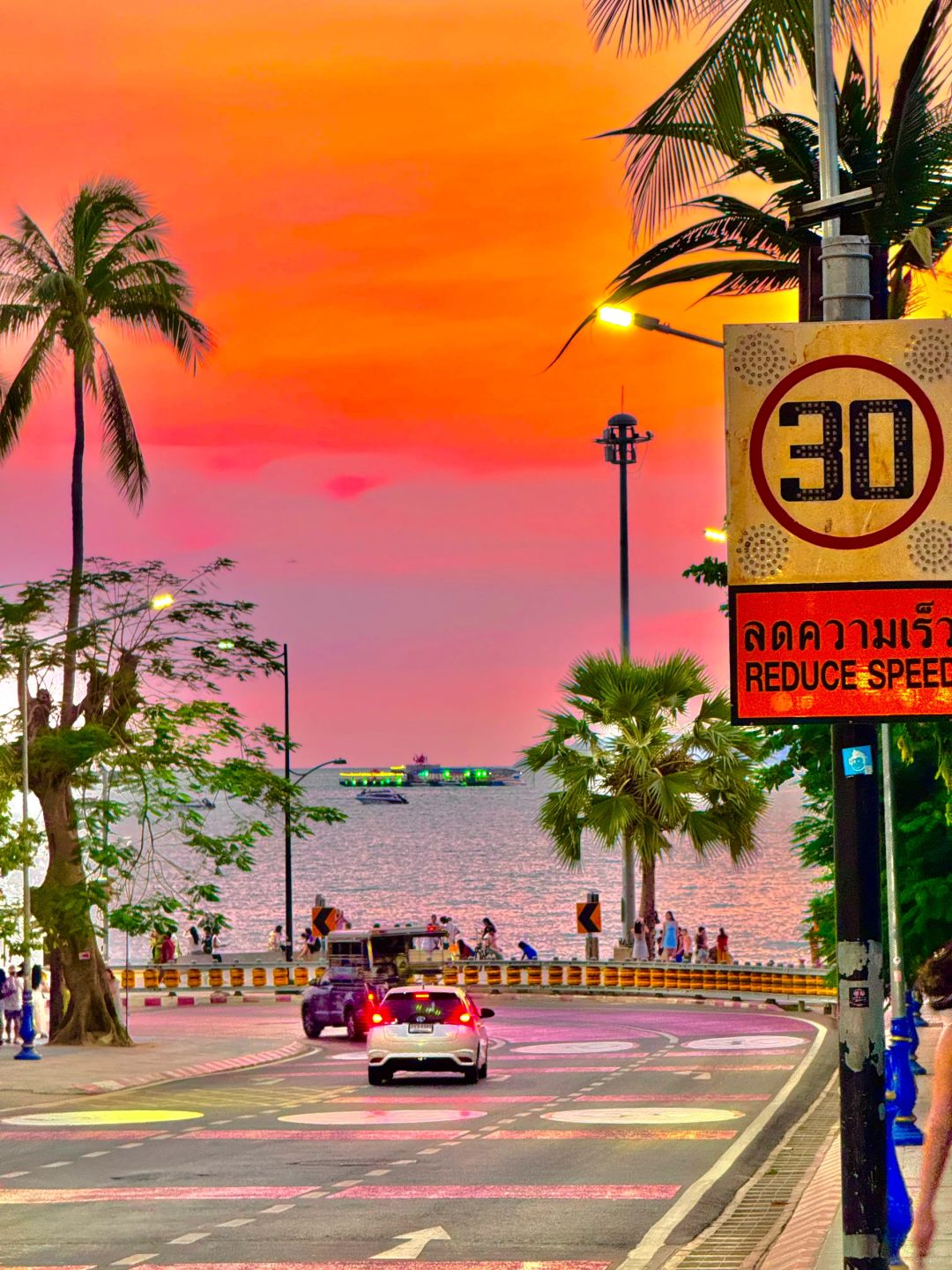 Pattaya-A person watching the beautiful sea sunset in Pattaya, impressionistic romance