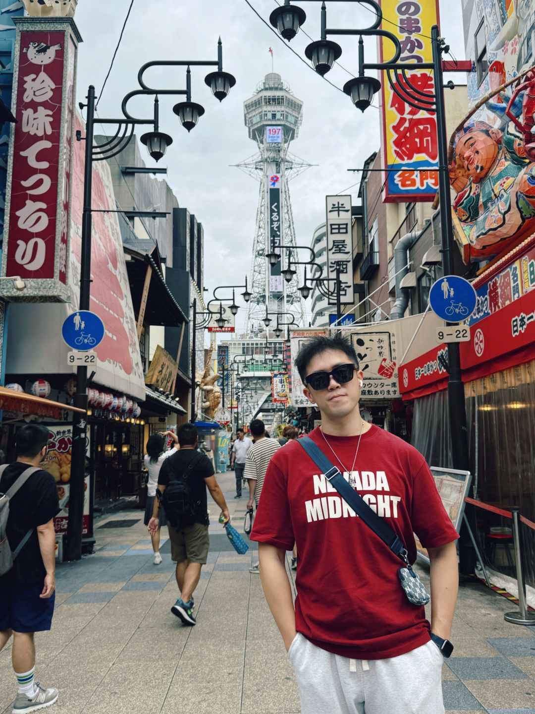 Osaka-One-day trip to Osaka. ☀️Visit the castle tower, Tsutenkaku, and Shinsaibashi Glico sign