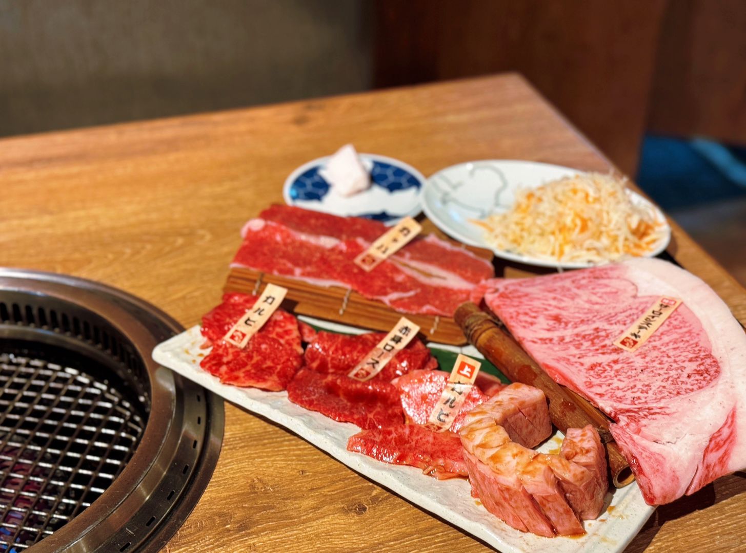Osaka-One-day trip to Osaka. ☀️Visit the castle tower, Tsutenkaku, and Shinsaibashi Glico sign