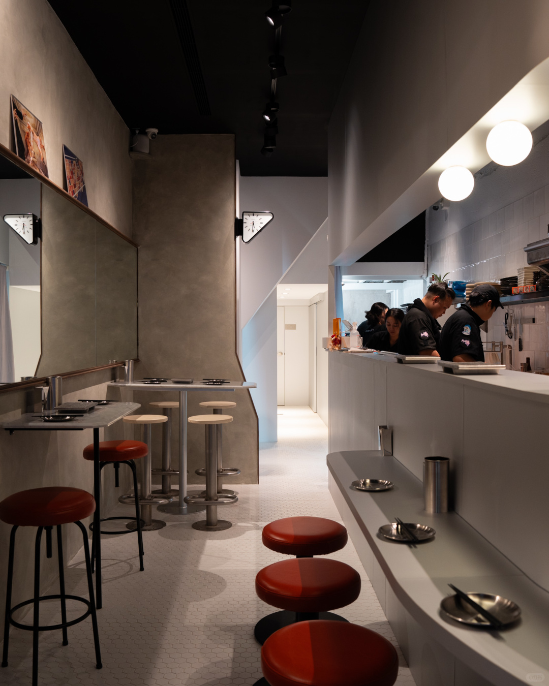 Taiwan-A small modern and simple street skewers restaurant in Chiayi, Taiwan: Zuoxin Skewers