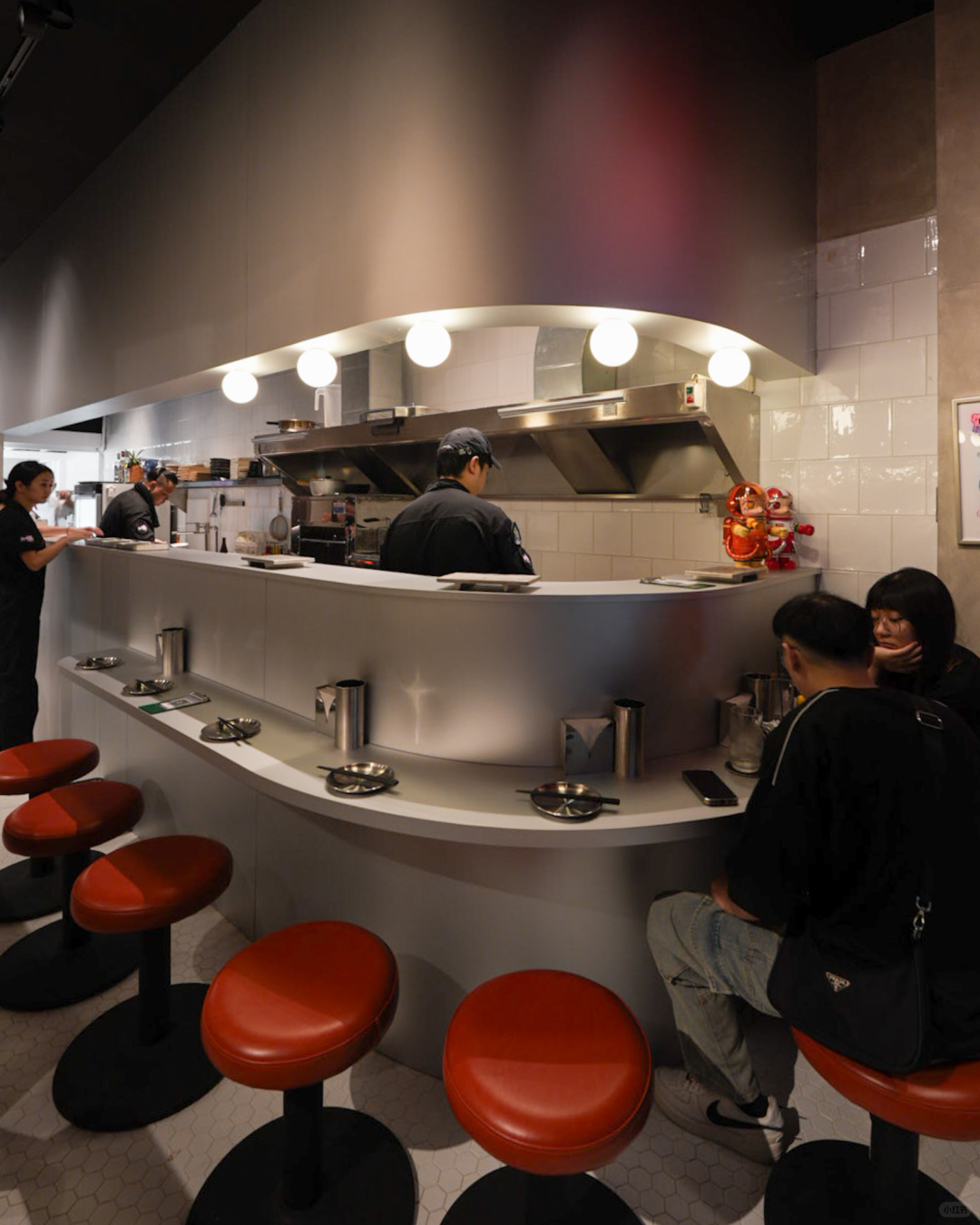 Taiwan-A small modern and simple street skewers restaurant in Chiayi, Taiwan: Zuoxin Skewers