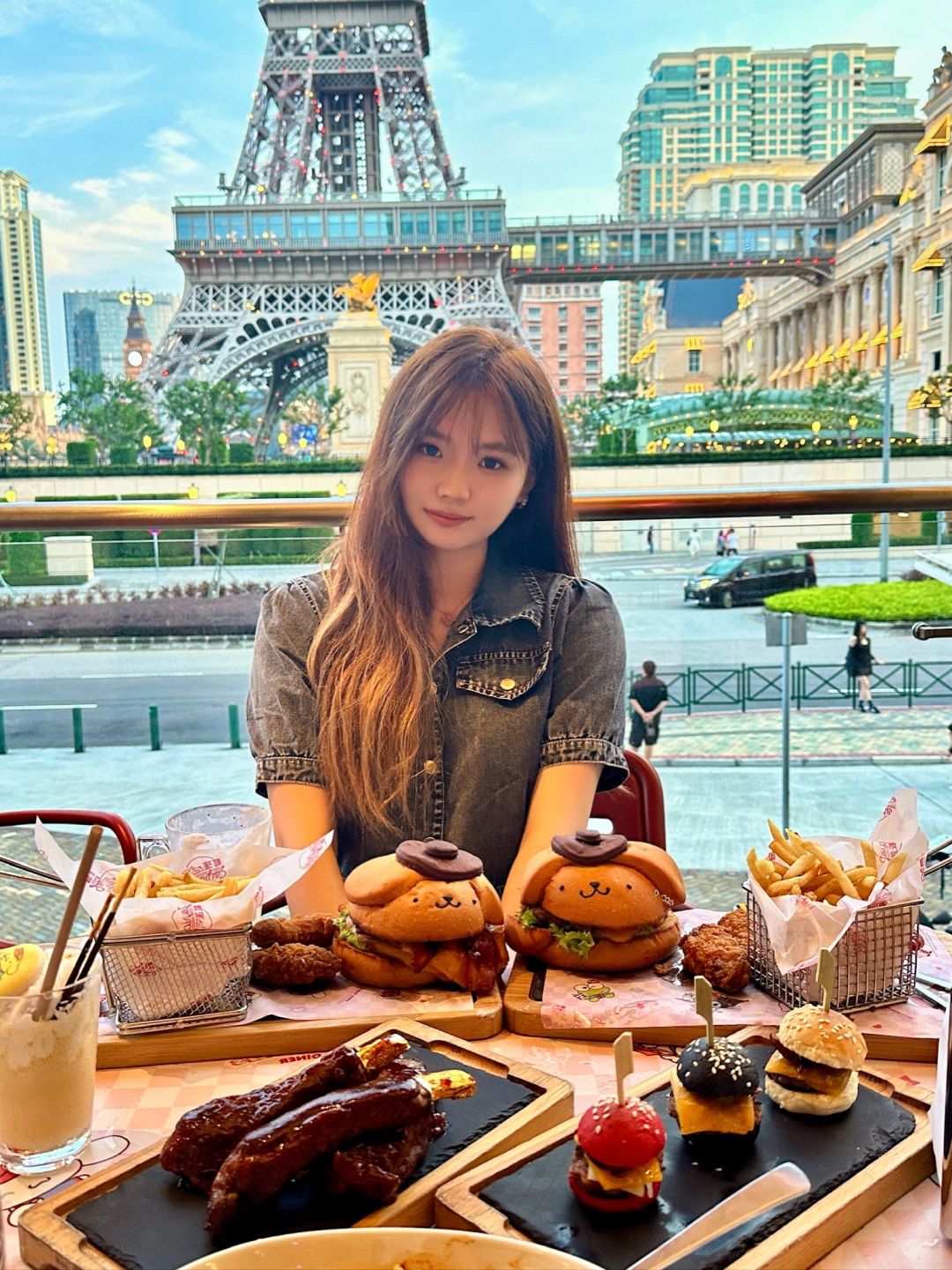 Macao-Joyride, a Hello Kitty-style restaurant in Macau, opposite the Parisian Tower in Studio City