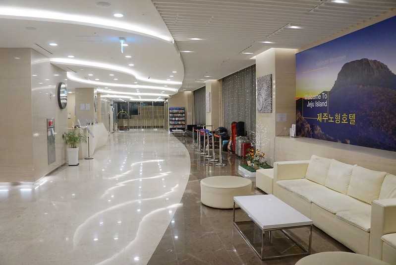 Busan/Jeju-New Jeju Asia Hotel. ?Near Yeondong shopping district and Shilla Duty Free Shop