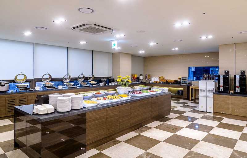 Busan/Jeju-New Jeju Asia Hotel. ?Near Yeondong shopping district and Shilla Duty Free Shop