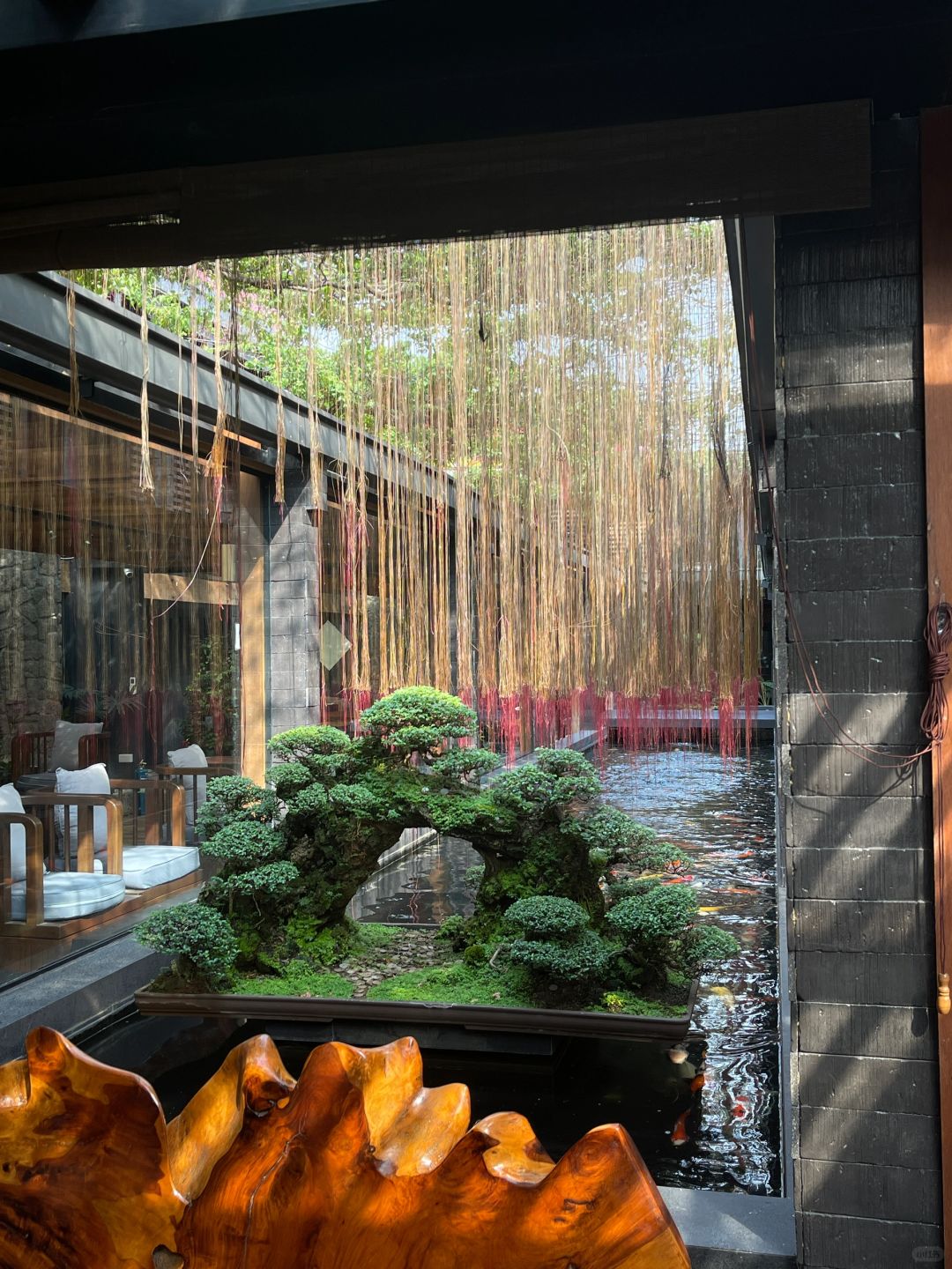 Manila/Luzon-Visit Pasay in Manila and experience the courtyard-style Taipei SPA, foot and body massage