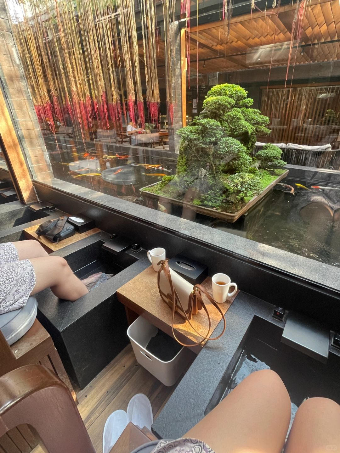 Manila/Luzon-Visit Pasay in Manila and experience the courtyard-style Taipei SPA, foot and body massage