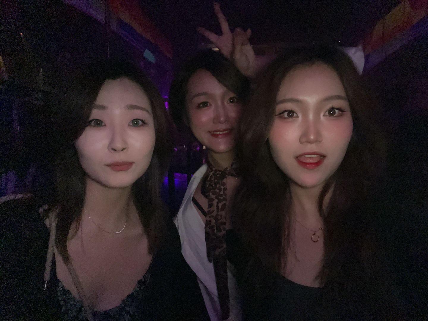 Osaka-The Super Pink Bar in Shinsaibashi, Osaka, ?is Japan's top HIPHOP club after 12 am