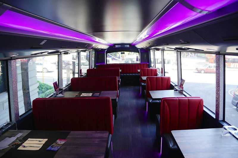Hong kong-Hong Kong Crystal Bus. ?Enjoy beautiful scenery and delicious food on a family bus trip