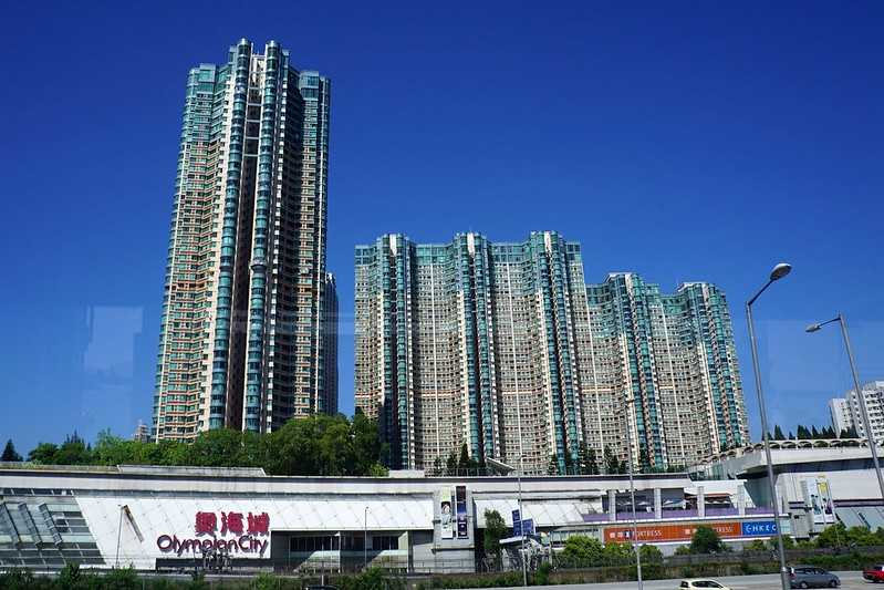 Hong kong-Hong Kong Crystal Bus. ?Enjoy beautiful scenery and delicious food on a family bus trip