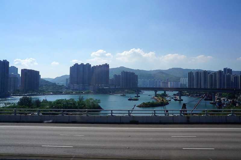 Hong kong-Hong Kong Crystal Bus. ?Enjoy beautiful scenery and delicious food on a family bus trip