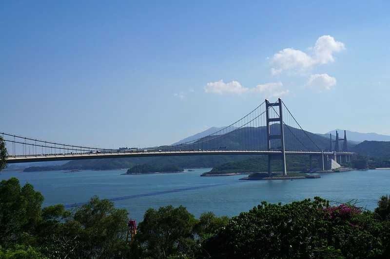 Hong kong-Hong Kong Crystal Bus. ?Enjoy beautiful scenery and delicious food on a family bus trip