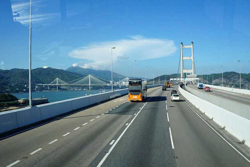 Hong kong-Hong Kong Crystal Bus. ?Enjoy beautiful scenery and delicious food on a family bus trip