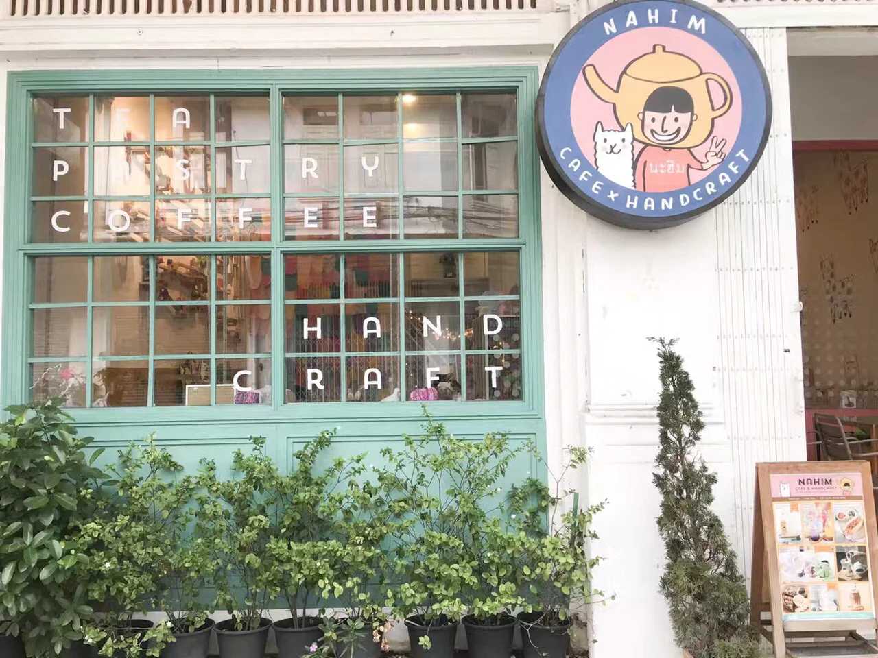 Bangkok-Nahim Cafe × handcraft,? the cutest coffee shop in Bangkok, is a favorite of girls