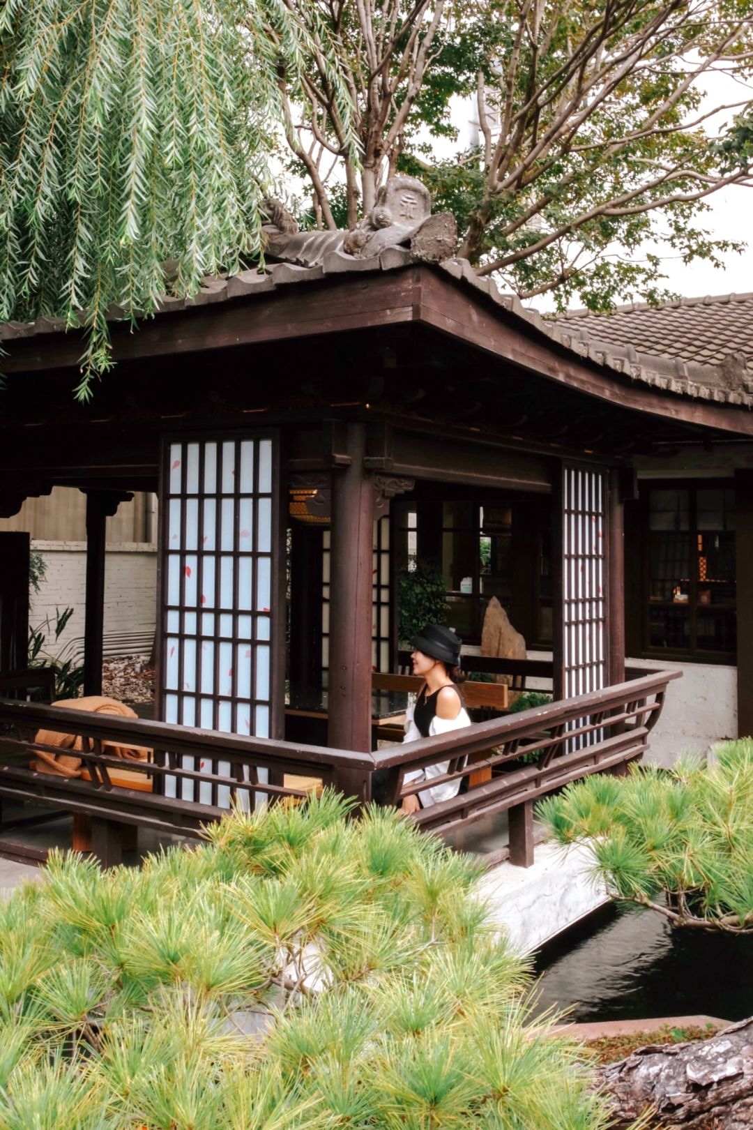 Taiwan-Taichung Takuya BBQ?, Japanese garden lake view architecture and decoration style