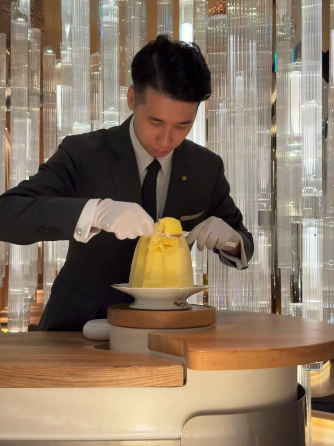 Macao-Michelin 2-star French restaurant Alain Ducasse, ?third floor, Morpheus, City of Dreams