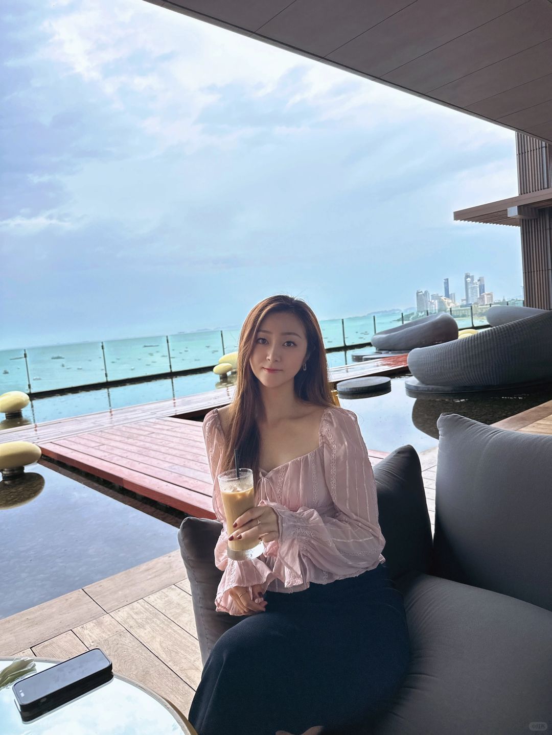 Pattaya-Hilton Pattaya, near Terminal 21 shopping mall,?local night market and 69 show