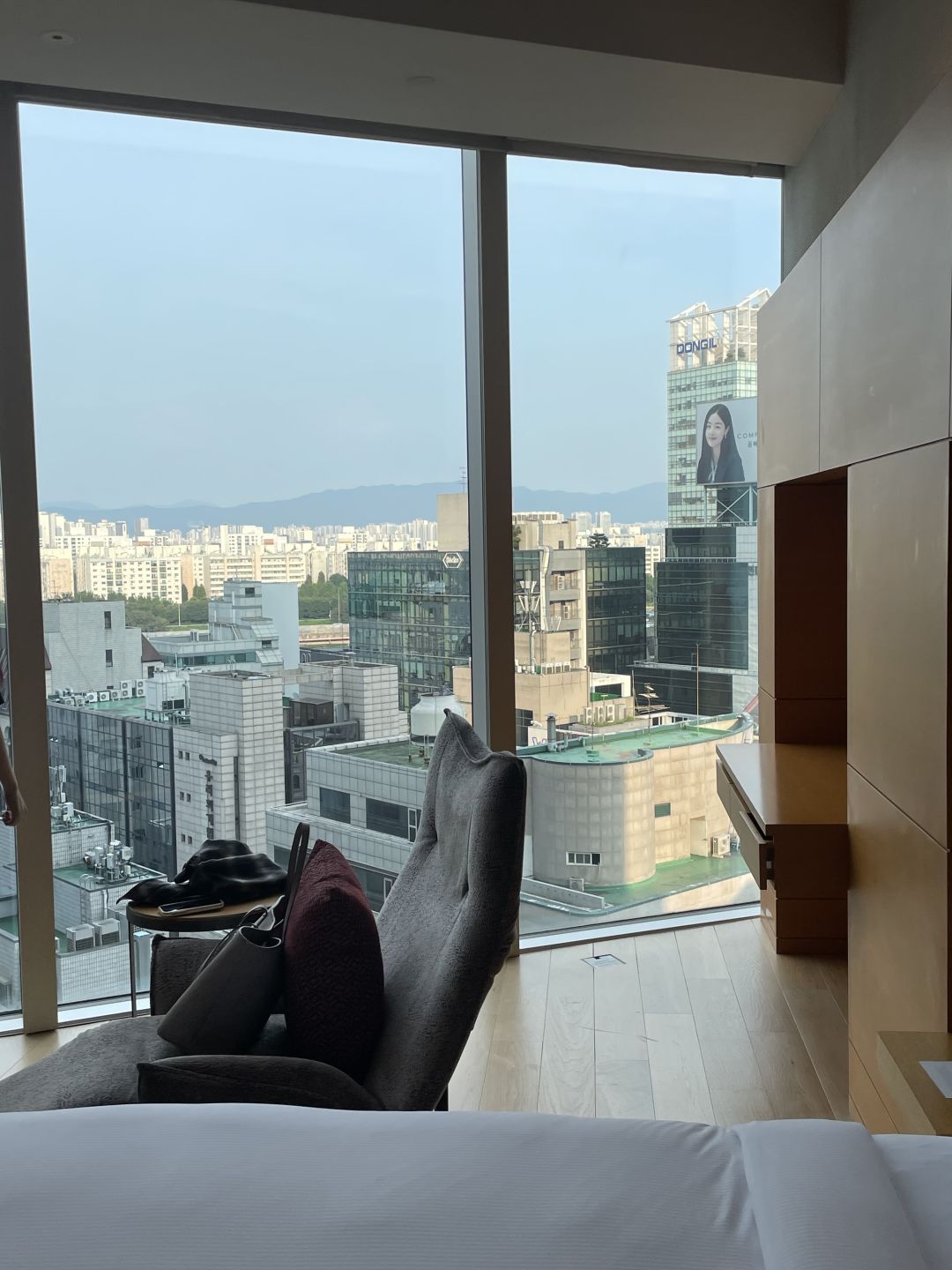 Seoul-Park Hyatt Seoul is next to COEX and Hyundai Mall, ?making it convenient for shopping for luxury goods