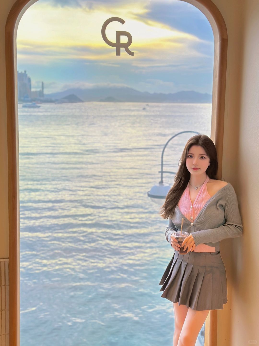 Hong kong-Cupping Room Coffee Roasters in Harbour City, ?Hong Kong, enjoy the sea and sunset