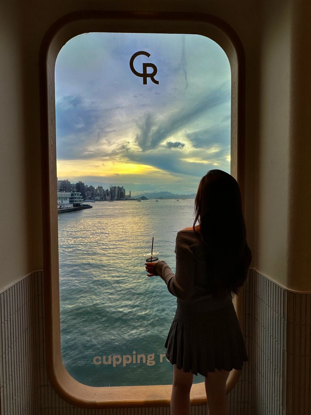 Hong kong-Cupping Room Coffee Roasters in Harbour City, ?Hong Kong, enjoy the sea and sunset