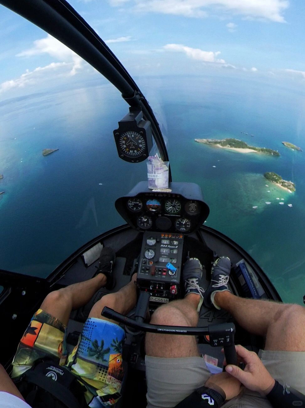 Boracay-Boracay helicopter tour around the island, ?review the white sand beach and blue water