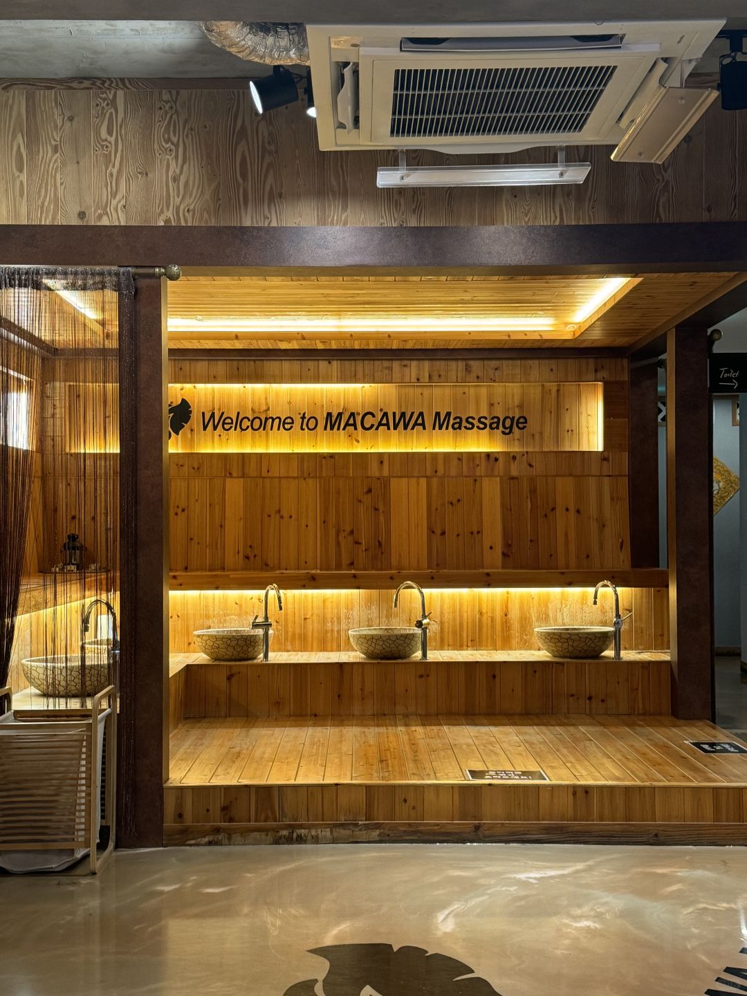 Busan/Jeju-MACAWA SPA massage shop,? the technicians are Thai, beautiful and professional
