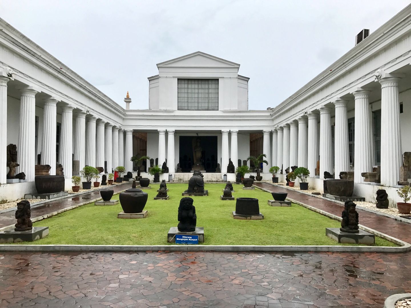 Jakarta-Explore Indonesia's rich heritage, ?art and history in and around Jakarta, Indonesia