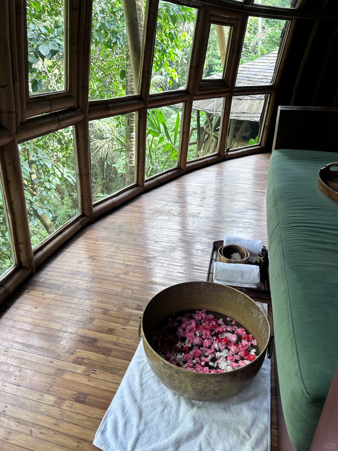 Bali-Mekar Spa Massage Center, K Club Hotel Bali,? immersive jungle petal bath