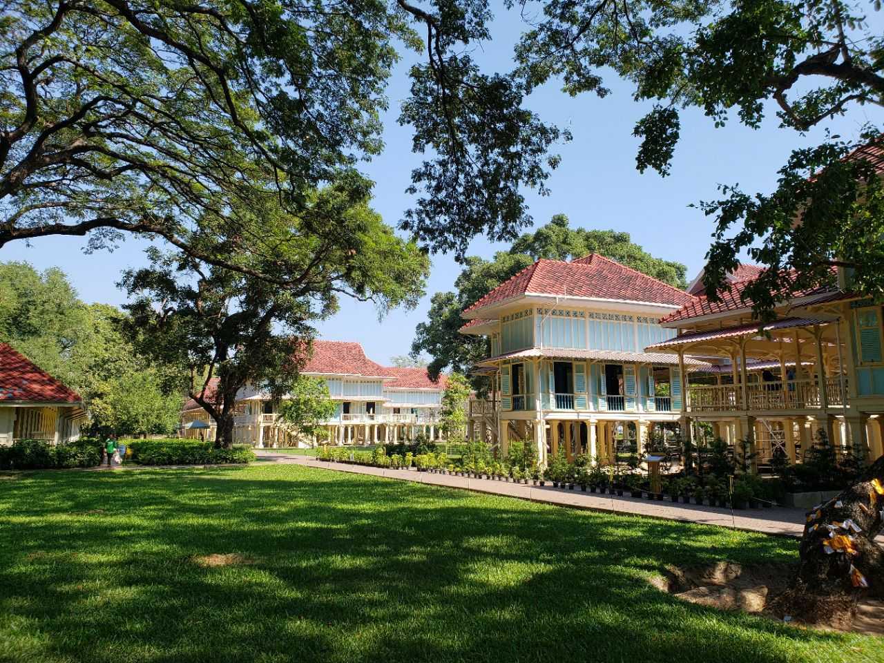 Hua Hin-Maruekhathaiyawan Palace, ?a fresh and graceful royal palace next to Hua Hin Beach