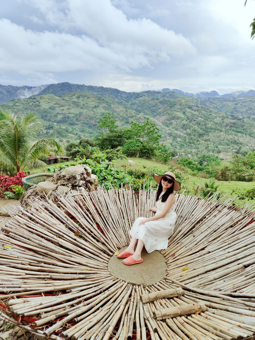 Cebu-Visit Sirao Garden in Cebu Mountain on weekends. ?The ticket is a small red flower stamp