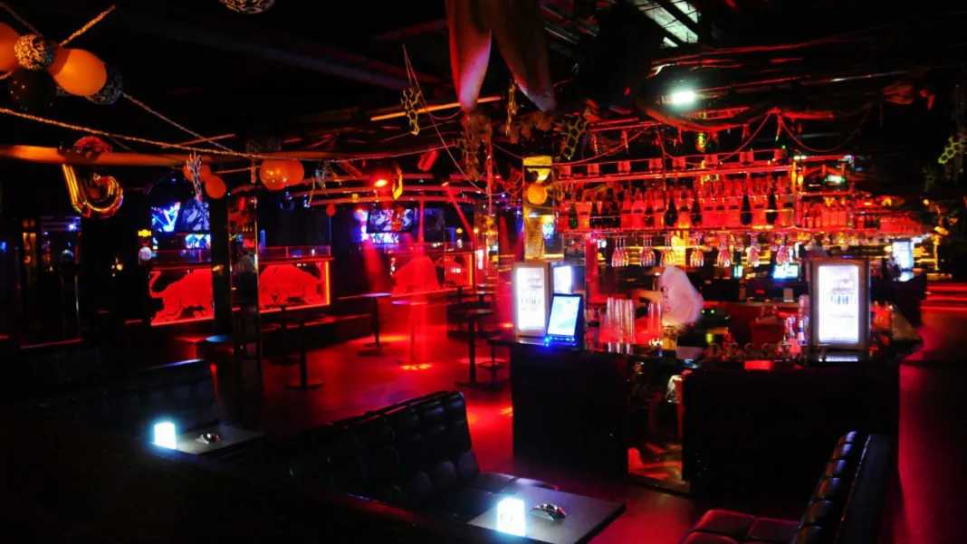 Osaka-18 best nightlife attractions in Osaka, Japan for travel in 2024. ?Nightclubs, bars, night scene reviews