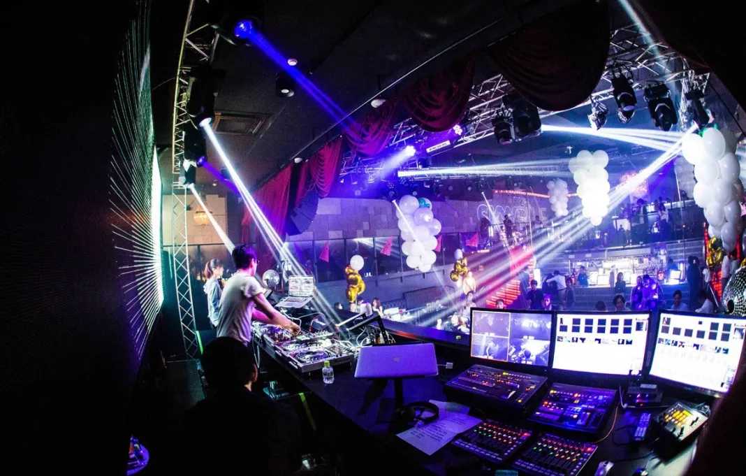 Osaka-18 best nightlife attractions in Osaka, Japan for travel in 2024. ?Nightclubs, bars, night scene reviews