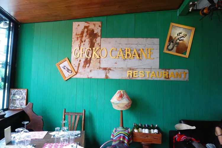 Krabi-Krabi · Gecko cabane Restaurant, ?recommended mango smoothie and pineapple rice