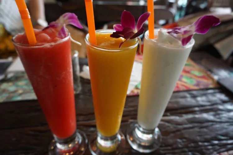 Krabi-Krabi · Gecko cabane Restaurant, ?recommended mango smoothie and pineapple rice