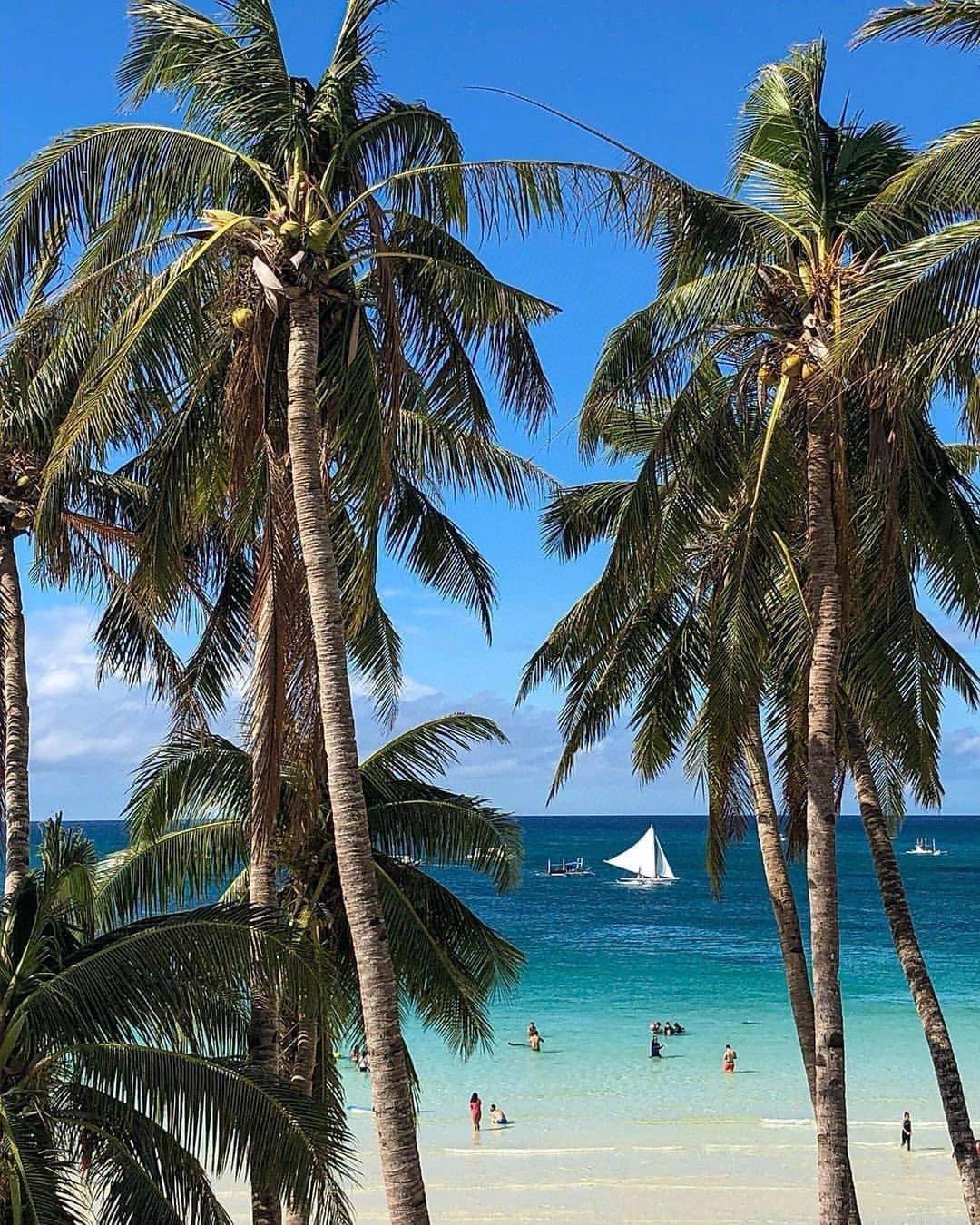 Boracay-The most beautiful white beach in Boracay, ?Asia, visit Our Lady's Rock and Friday Beach