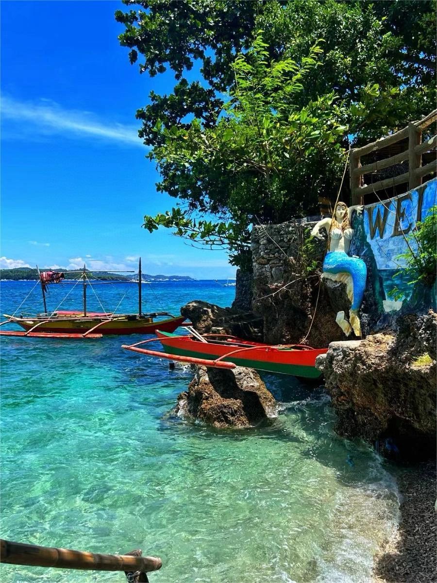 Boracay-The most beautiful white beach in Boracay, ?Asia, visit Our Lady's Rock and Friday Beach