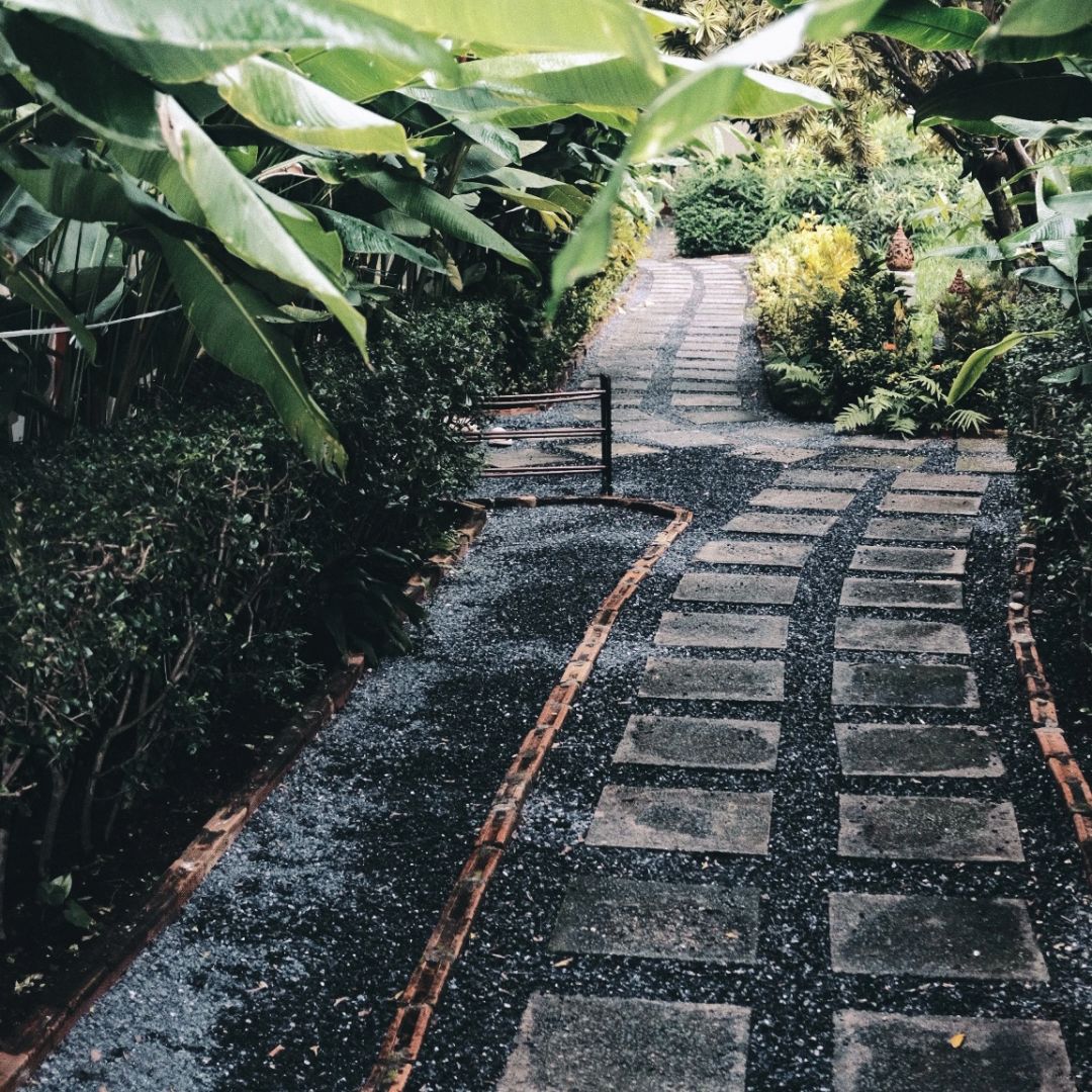 Phuket-Pimalai spa in Phuket, Thai essential oil massage, garden style, ??free tea and dessert