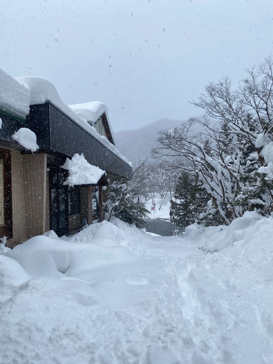 Sapporo/Hokkaido-The guide to Hokkaido you want, Noboribetsu Sekisuitei hot spring bath, free airport pick-up