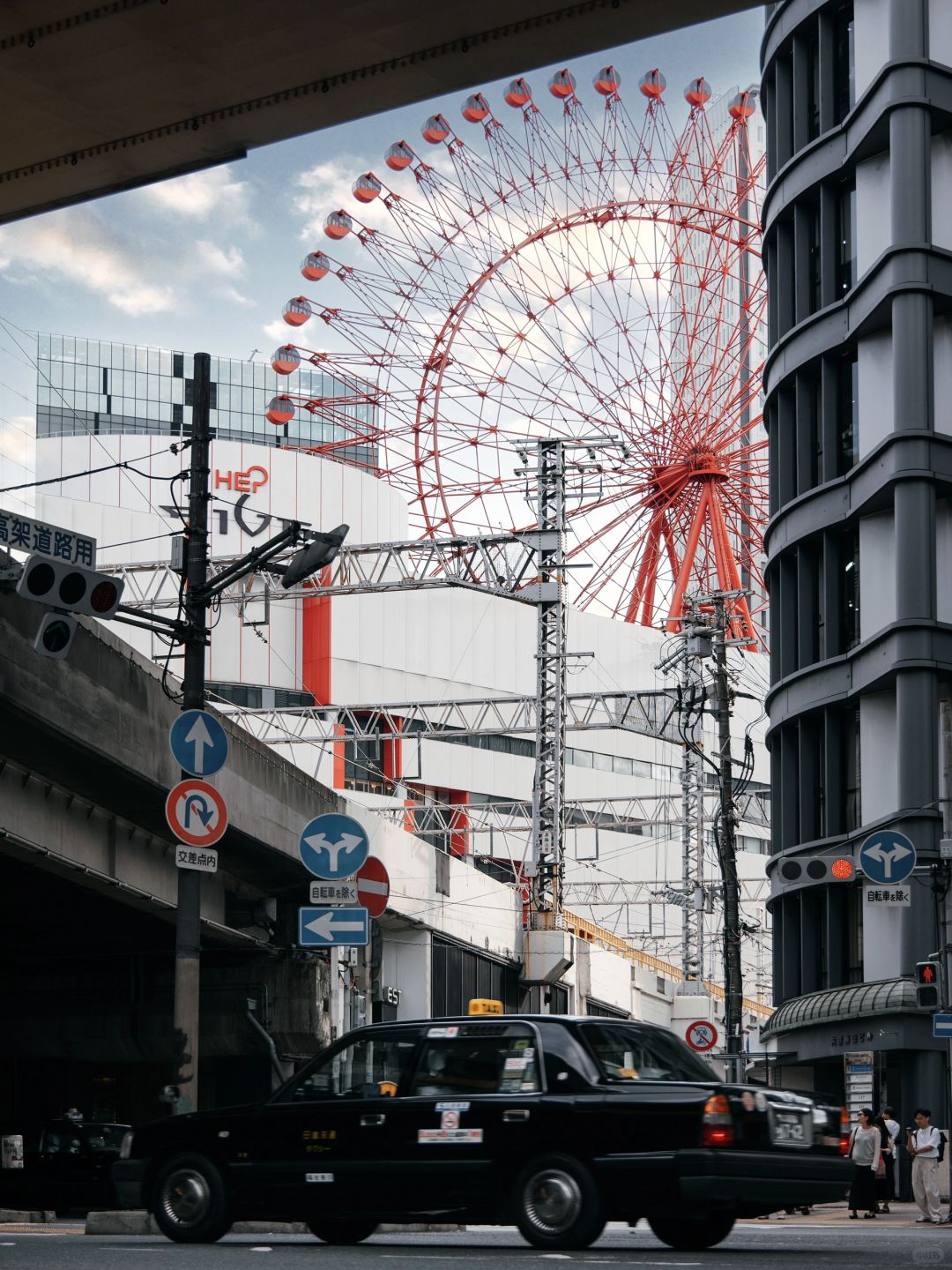 Osaka-Osaka One-Day Photo Tour and Marriott Hotel Stay Guide:Aamba Yasaka Shrine、Osaka Statue of Liberty