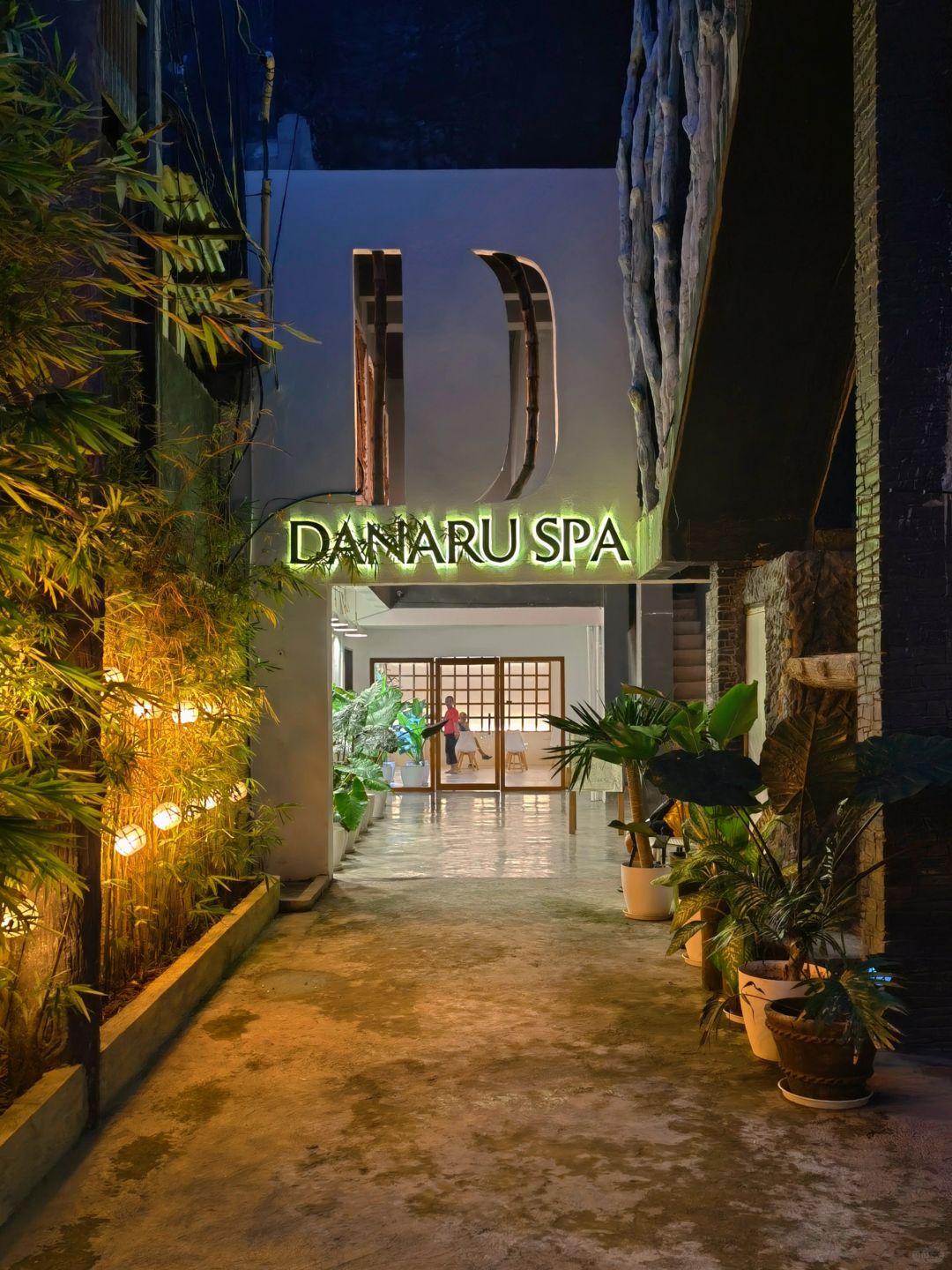 Boracay-Danaru SPA, ? Boracay's most beautiful night view hot stone SPA essential oil massage