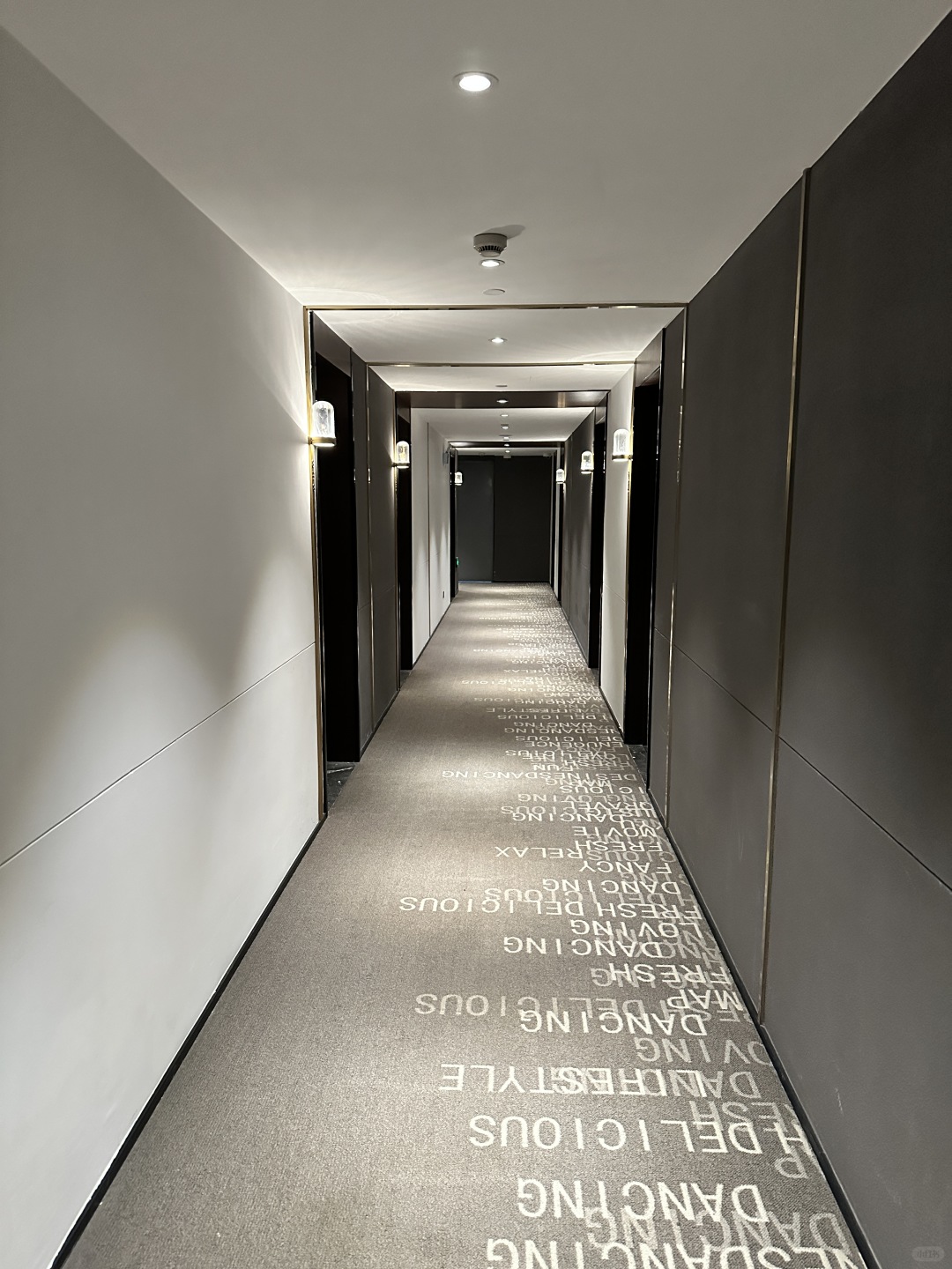 Shanghai/Hangzhou-Shanghai Wujiaochang Citizen Huang E Couple Hotel, very thoughtful service and facilities