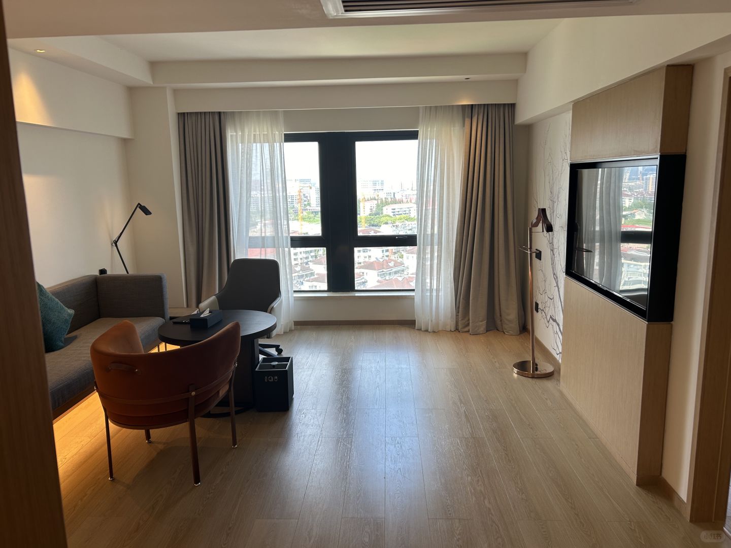 Shanghai/Hangzhou-Shanghai Pudong South Fairfield Inn is located near Old Pudong, with a prime location and a comfortable accommodation experience