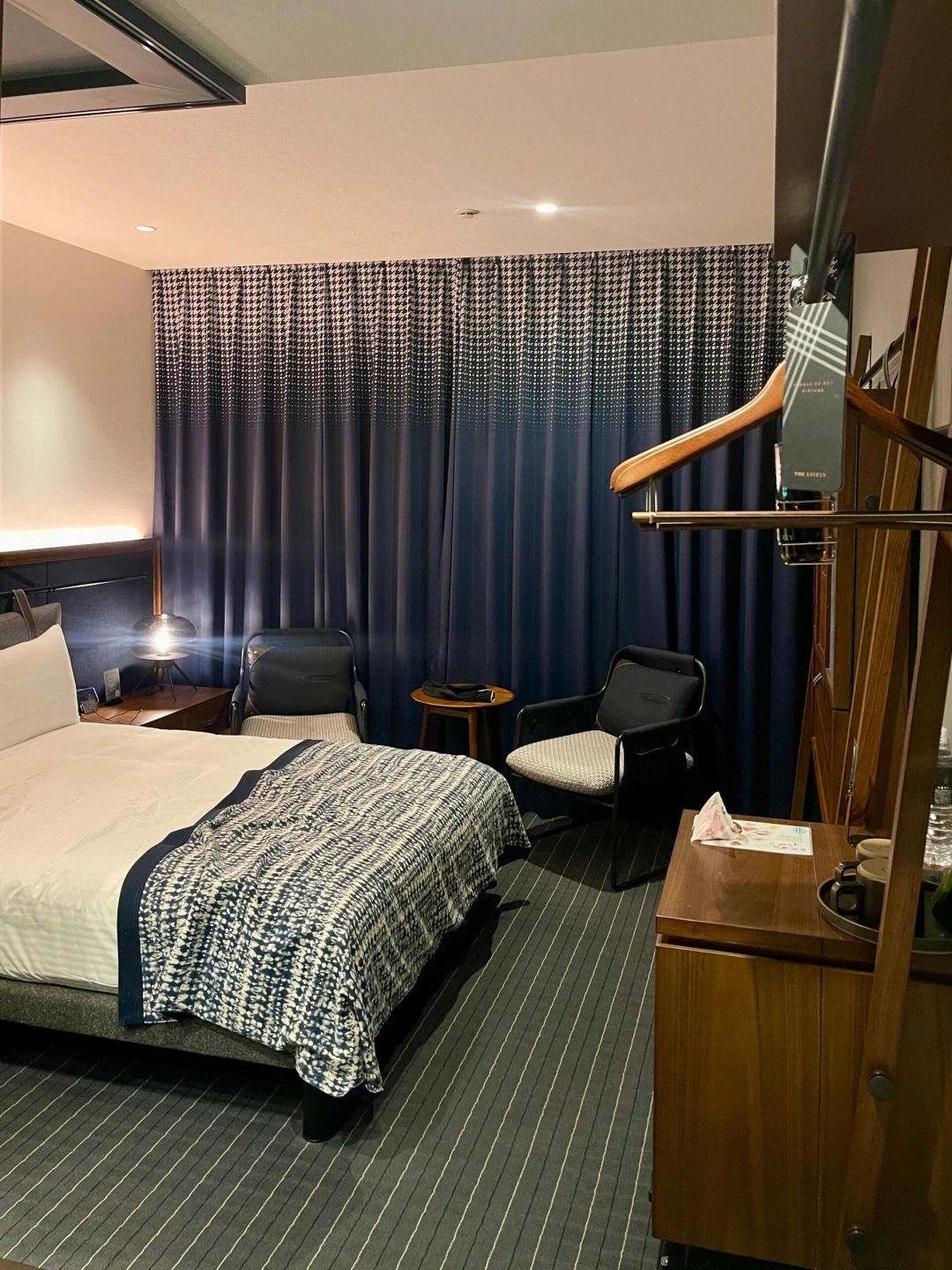 Tokyo-The Lively Hotel: free self-service beer and izakayas, Internetcelebrity noodle restaurants  nearby.