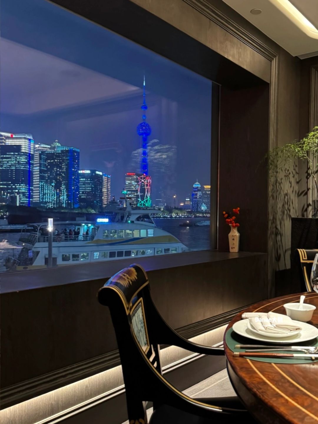 Shanghai/Hangzhou-Shanghai Bund Night View Restaurant, the best all-round butler style service in Shanghai！