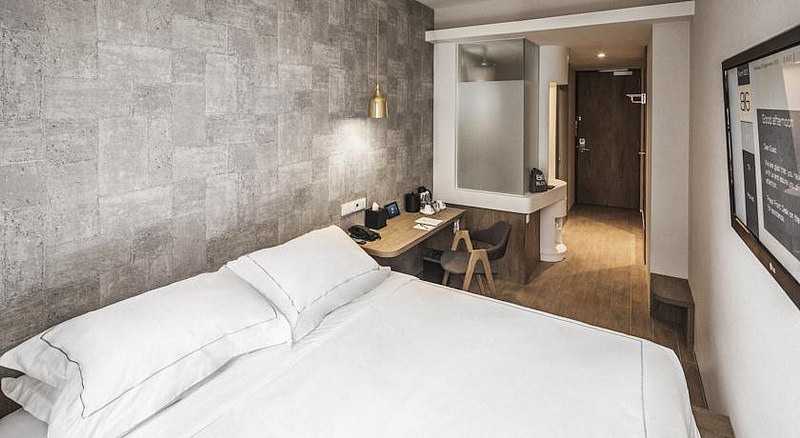 Singapore-Hotel G Singapore. A small and stylish design hotel in Bugis district (formerly BIG Hotel)