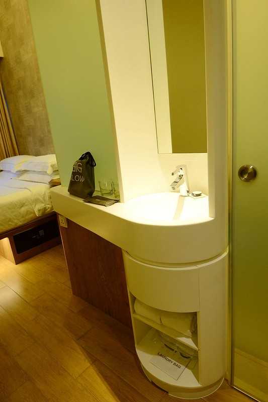 Singapore-Hotel G Singapore. A small and stylish design hotel in Bugis district (formerly BIG Hotel)