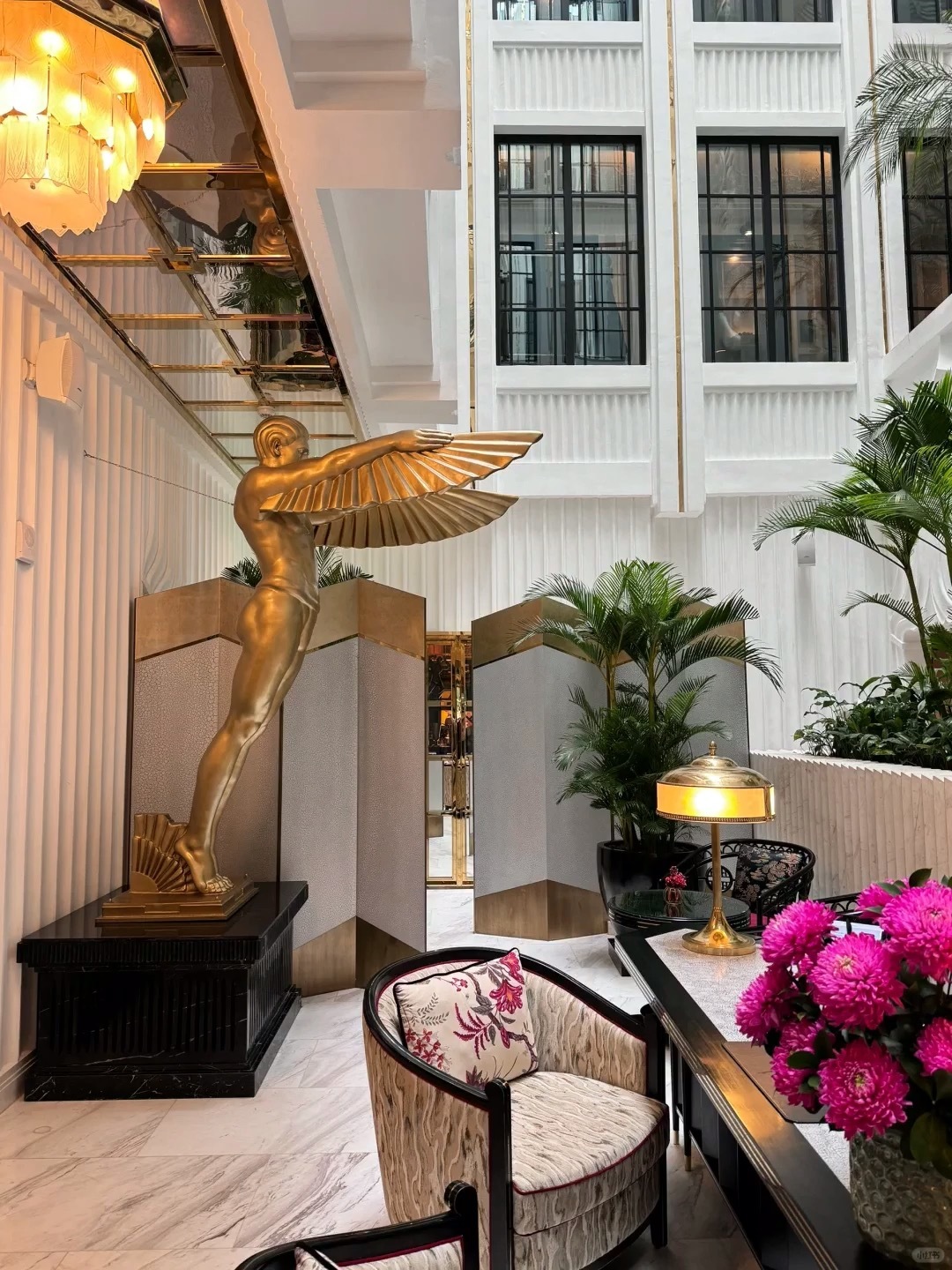 Hanoi-Capella Hotel, ?French-style building, carries the dreams of opera singers and composers