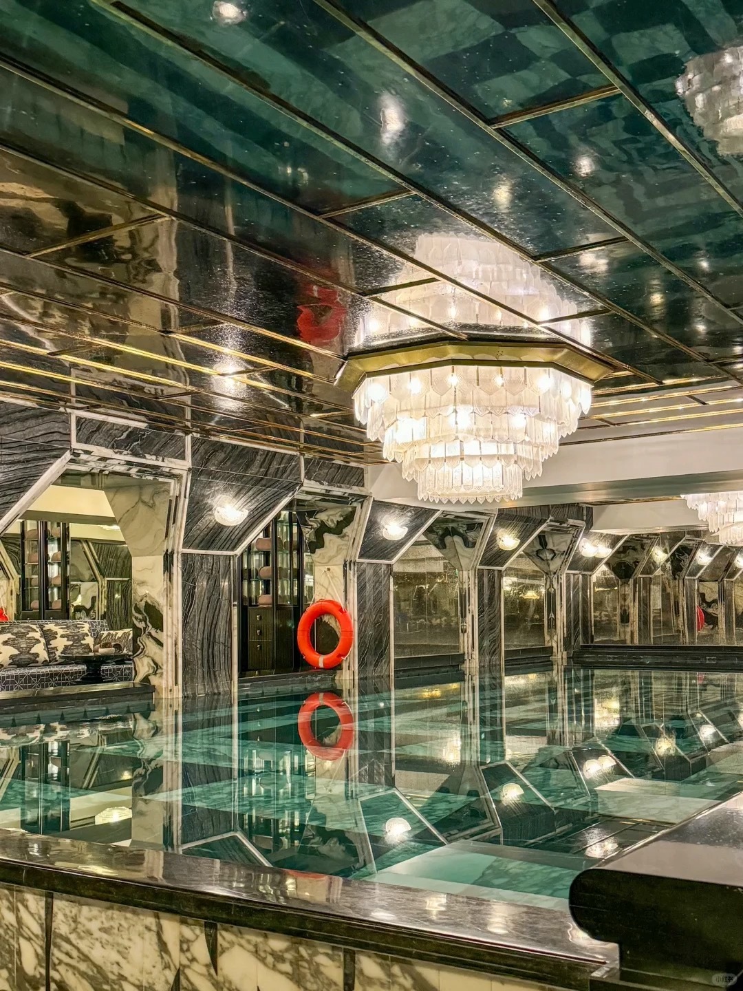 Hanoi-Capella Hotel, ?French-style building, carries the dreams of opera singers and composers