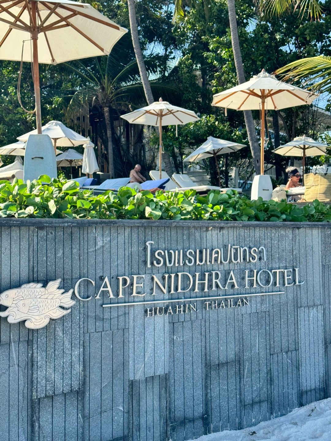 Hua Hin-CAPE NIDHRA HOTEL in Hua Hin, Thailand, ?small rooms and expensive prices