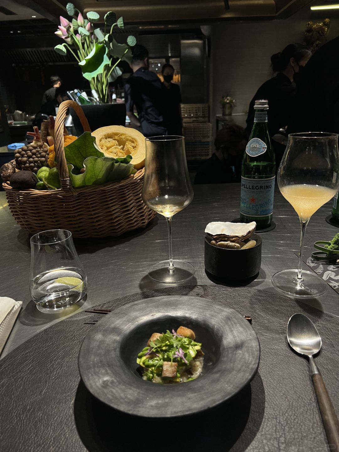 Chengdu/Chongqing-”Paired“ Restaurant in Chengdu is famous for its perfect combination of Chinese and Western cuisine!