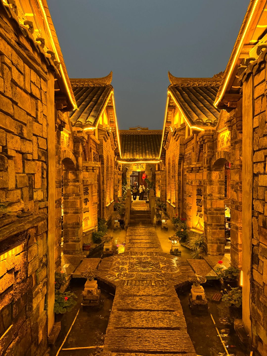 Chengdu/Chongqing-When traveling to Chengdu, you must not miss the ancient and romantic Three Saints Town!